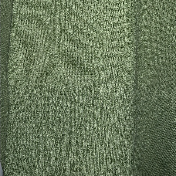 Sweater - Picture 2 of 3